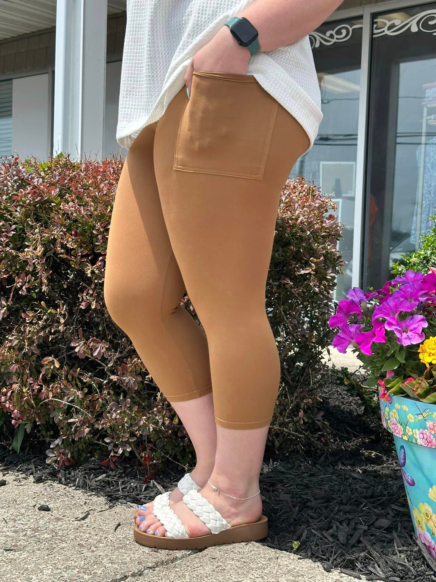 Caramel leggings with pockets available in capri and full length