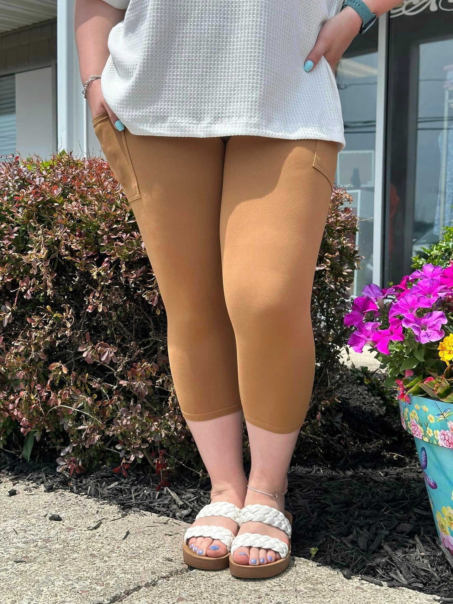 Caramel leggings with pockets available in capri and full length