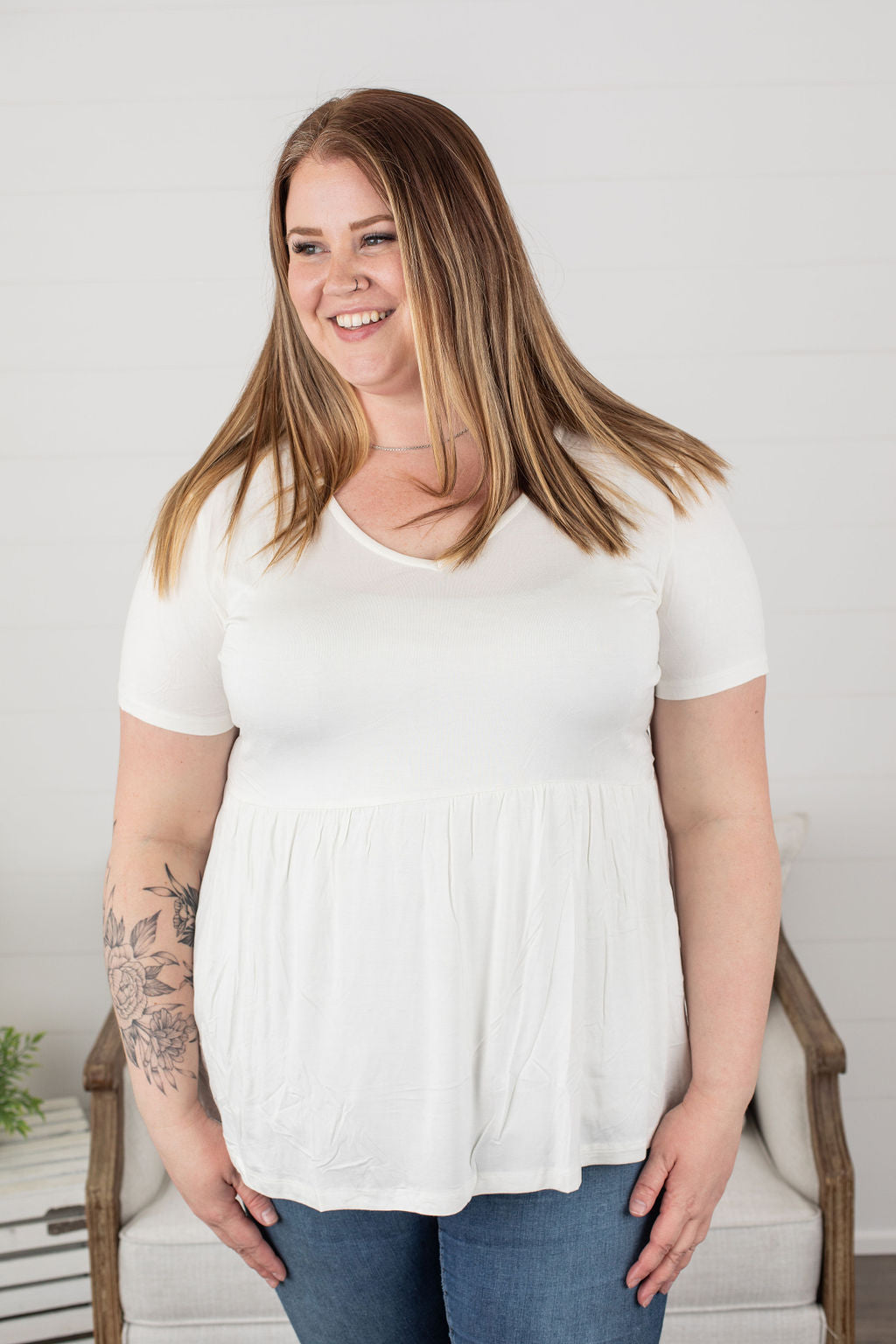 Michelle Mae Sarah Ruffle Top in Ivory with short sleeves and flowy fit