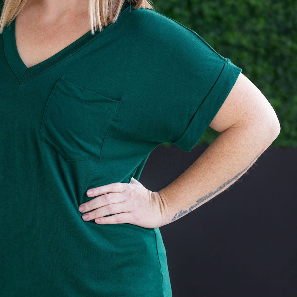 
                      
                        IN STOCK Sierra Pocket Tops - Hunter Green
                      
                    