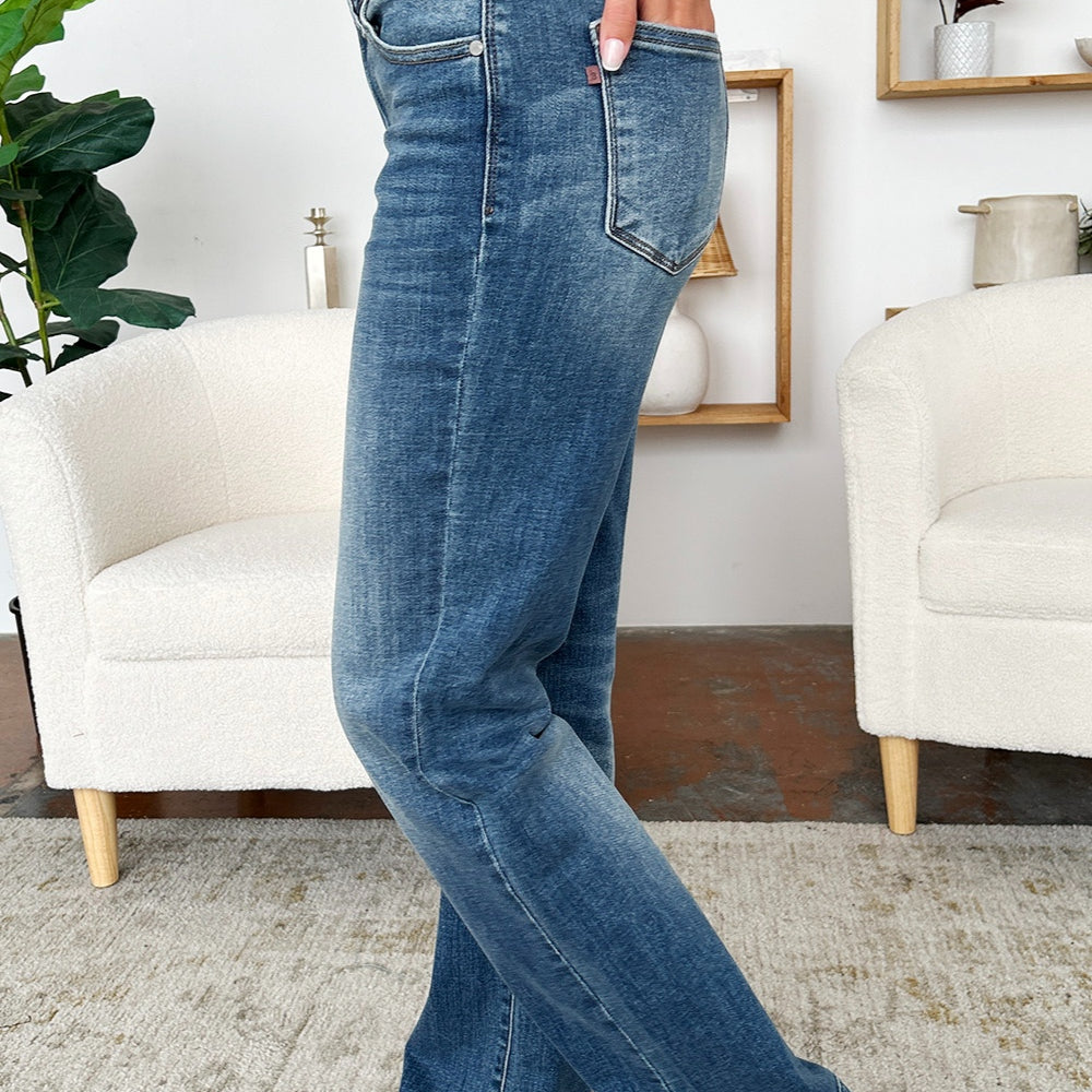 
                      
                        Effortlessly Edgy: Mid Rise Release Hem Jeans
                      
                    