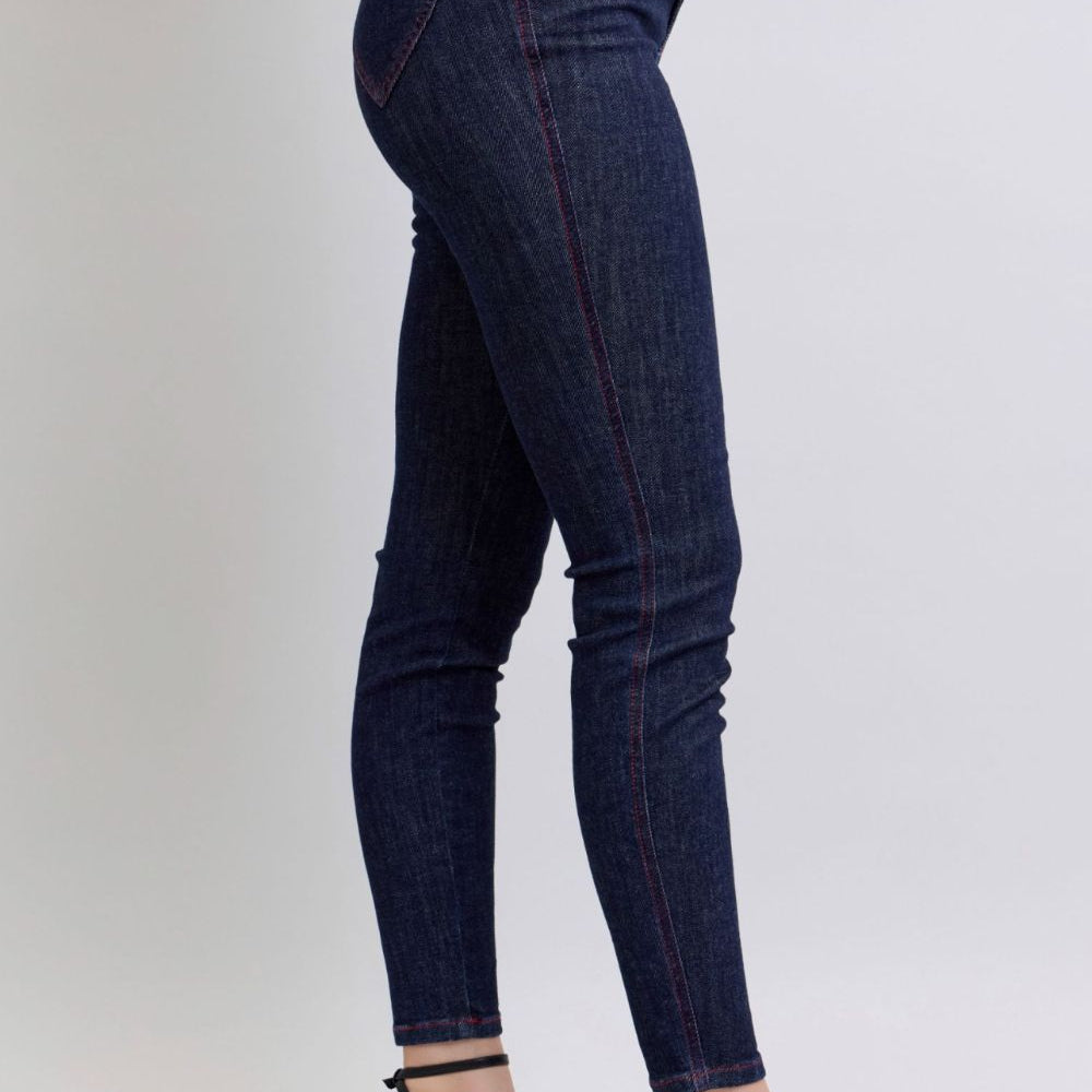 
                      
                        Judy Blue Full Size Heart Shaped Back Pockets Skinny Jeans
                      
                    