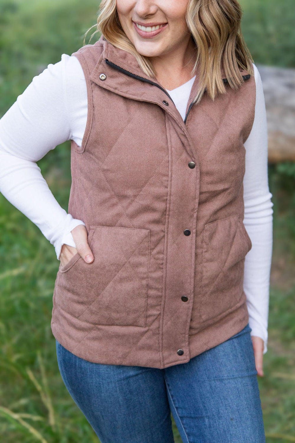 Corduroy Vest - Chestnut