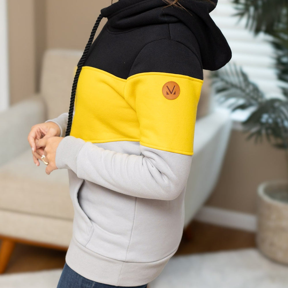 
                      
                        Lizzie Women's Hoodie | Pittsburgh Black, Yellow, Grey
                      
                    