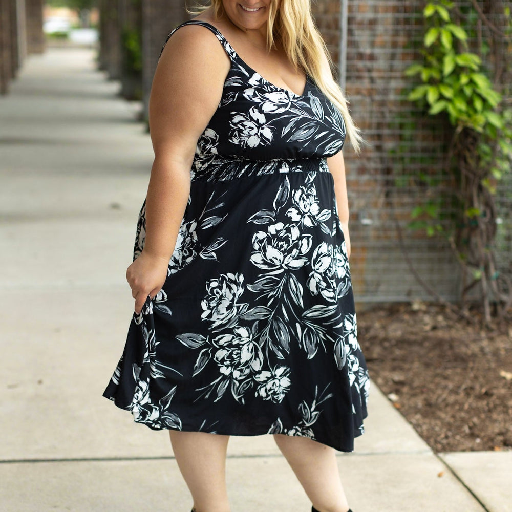 
                      
                        Cassidy Midi Dress - Black and White Floral
                      
                    