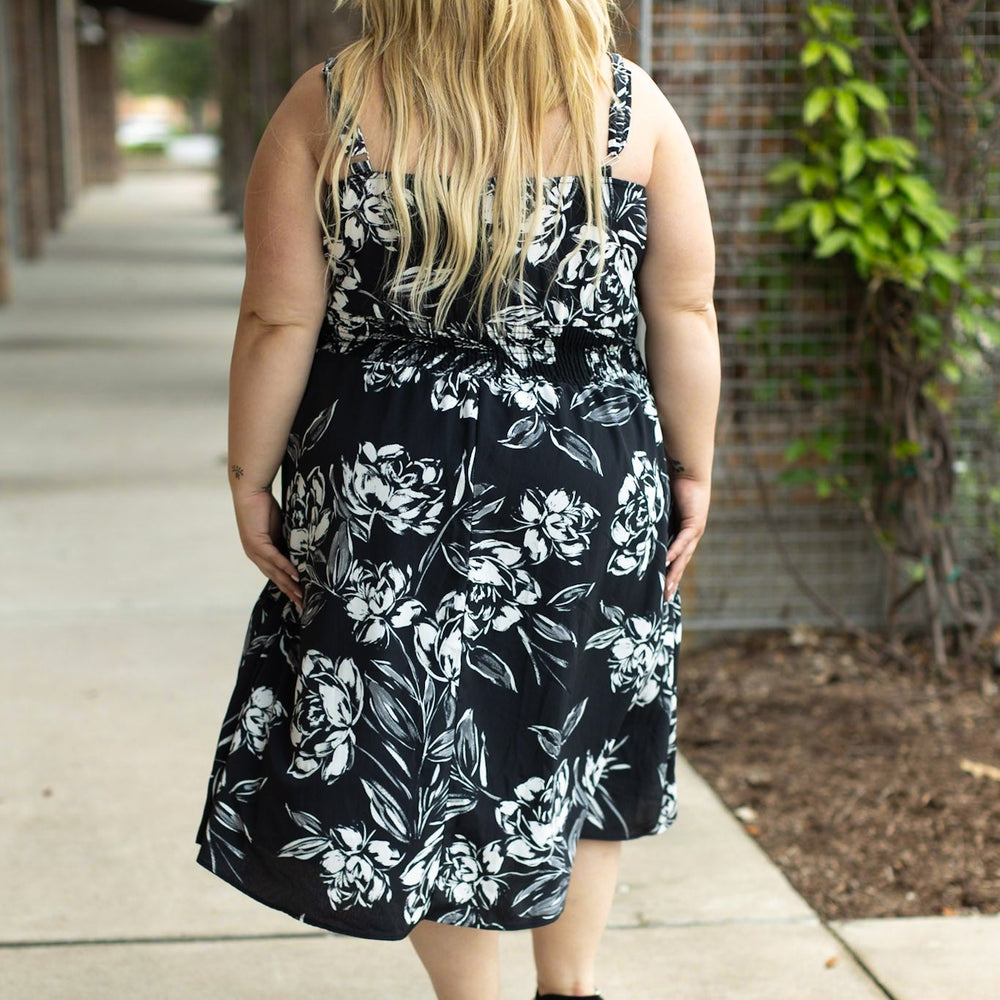 
                      
                        Cassidy Midi Dress - Black and White Floral
                      
                    