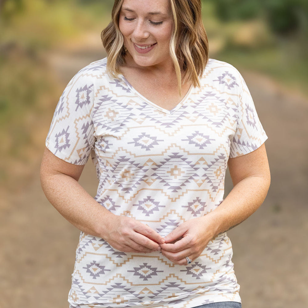 
                      
                        Chloe Cozy Tee - Purple and White Geometric
                      
                    