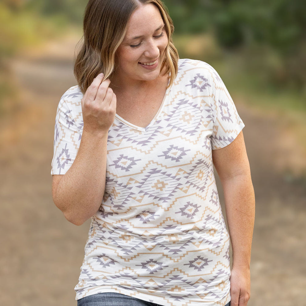 
                      
                        Chloe Cozy Tee - Purple and White Geometric
                      
                    