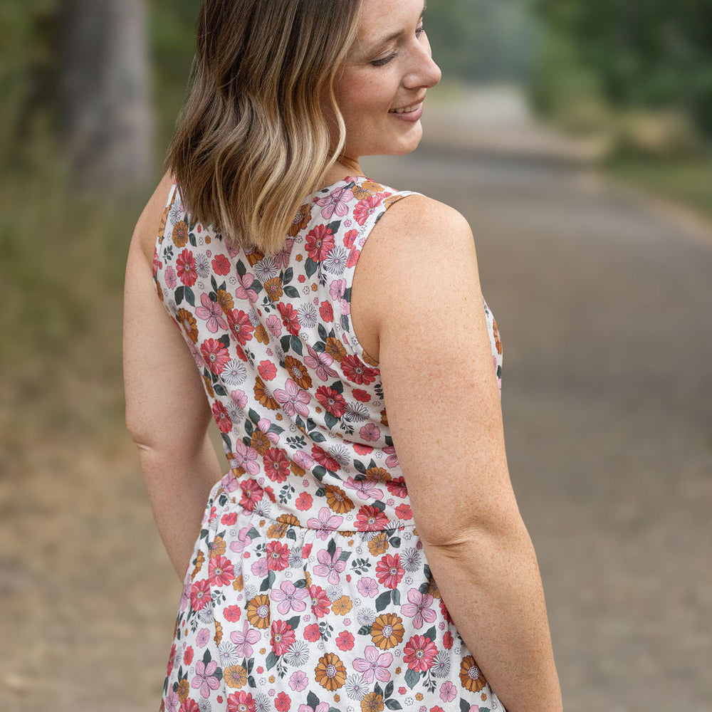 
                      
                        IN STOCK Renee Ruffle Tank - Fall Boho Floral
                      
                    