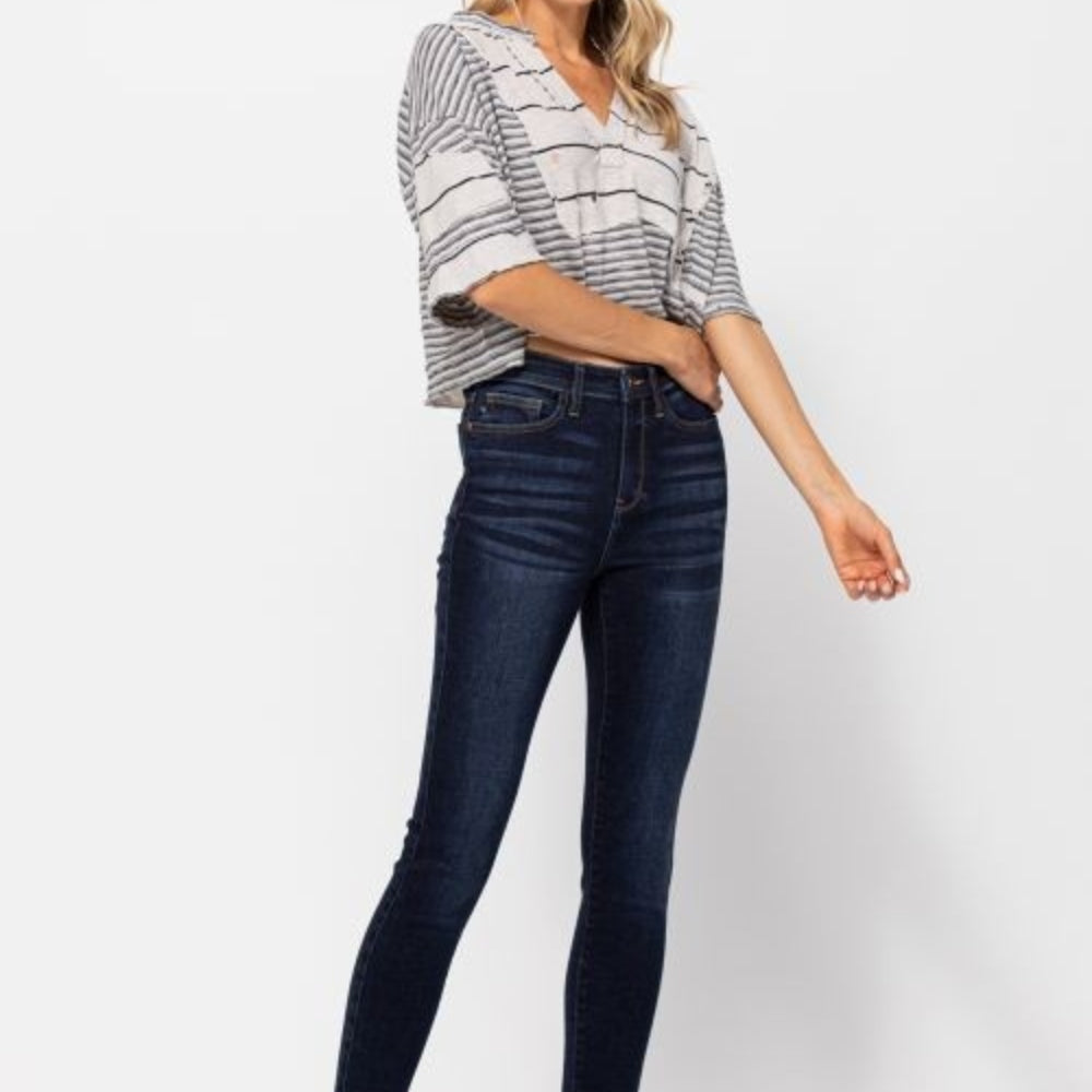 
                      
                        Classic & Confident: High Waist Skinny Jeans
                      
                    