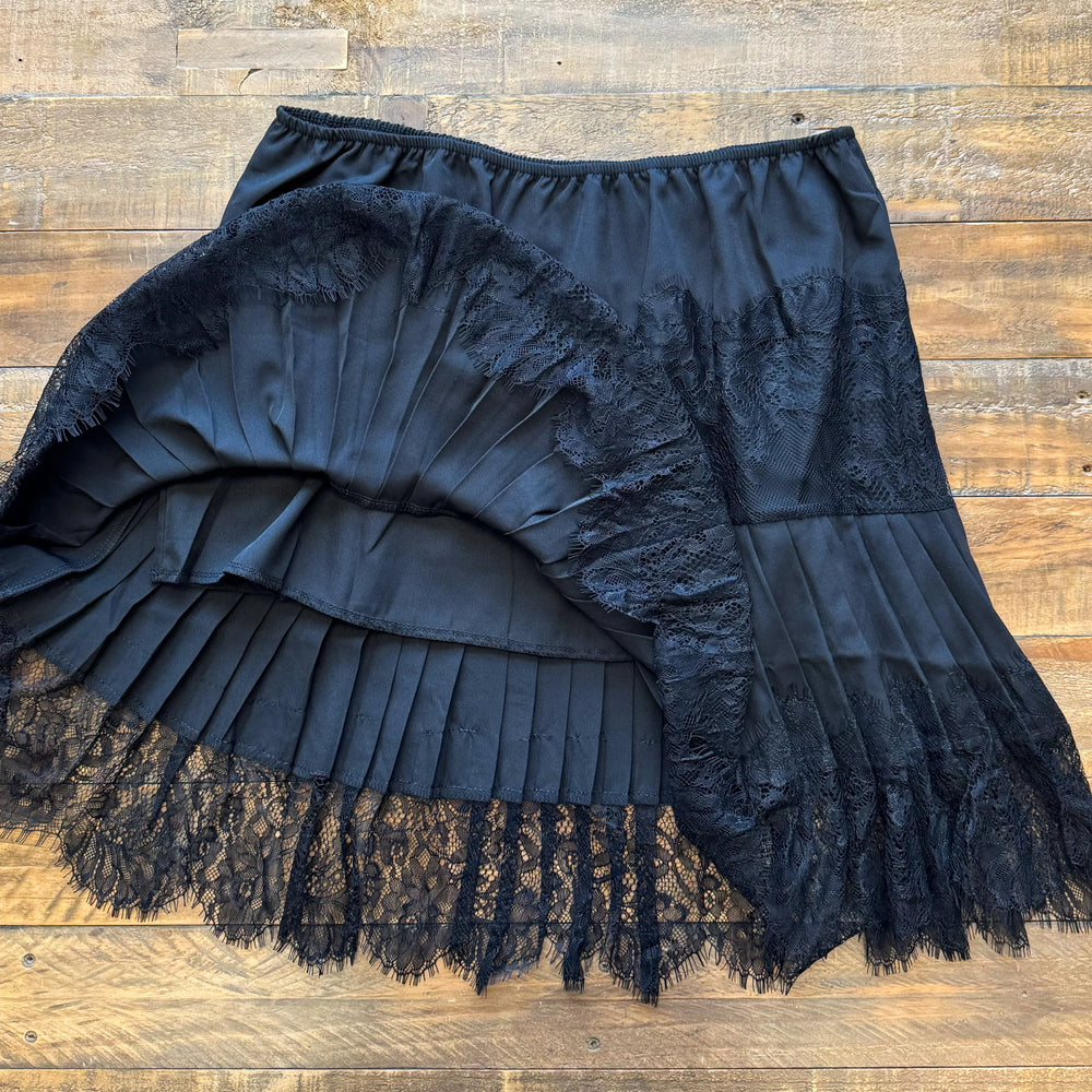 
                      
                        PREORDER: Viviane Lace Slip Skirt in Two Colors
                      
                    