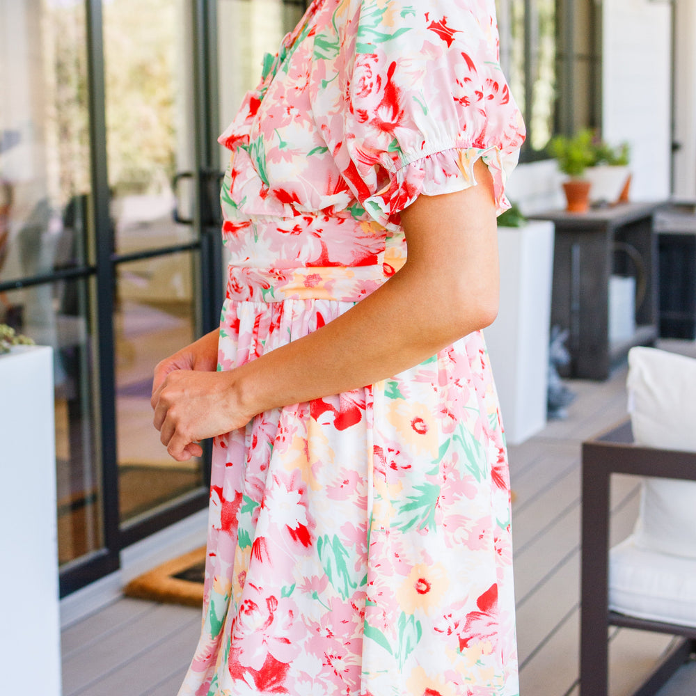 
                      
                        Fancy Free Floral Dress
                      
                    