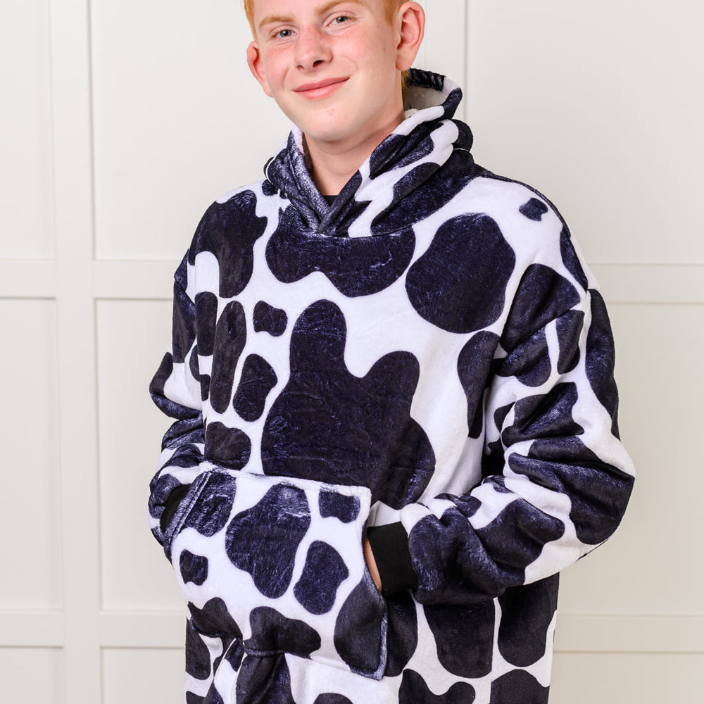 
                      
                        Kids Oversized Hoodie Blanket in Cow
                      
                    