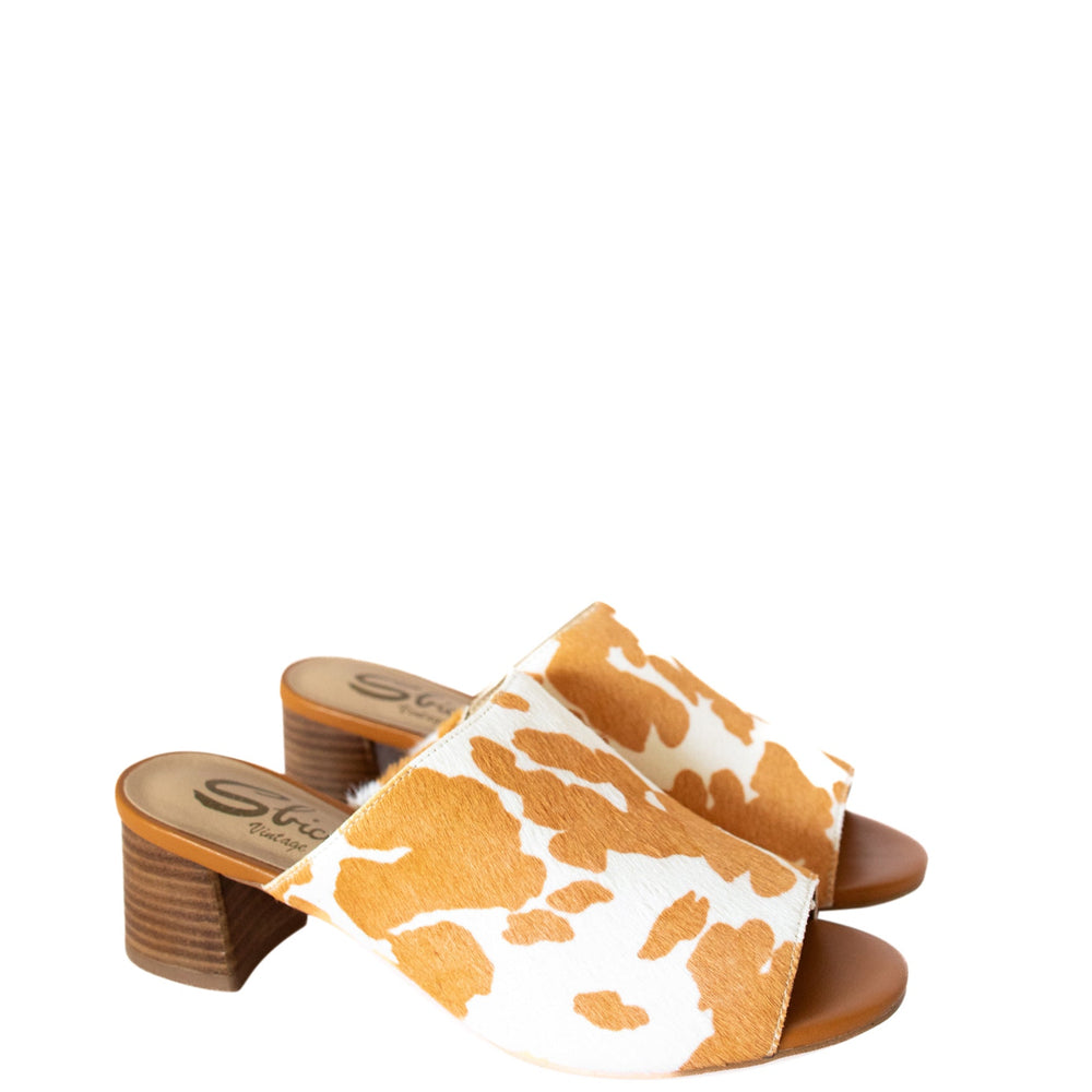 
                      
                        Richwood Peeptoe Tan and White Cowhide Slide
                      
                    