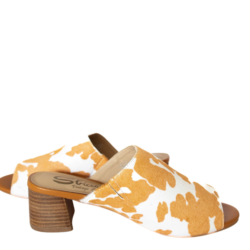 
                      
                        Richwood Peeptoe Tan and White Cowhide Slide
                      
                    