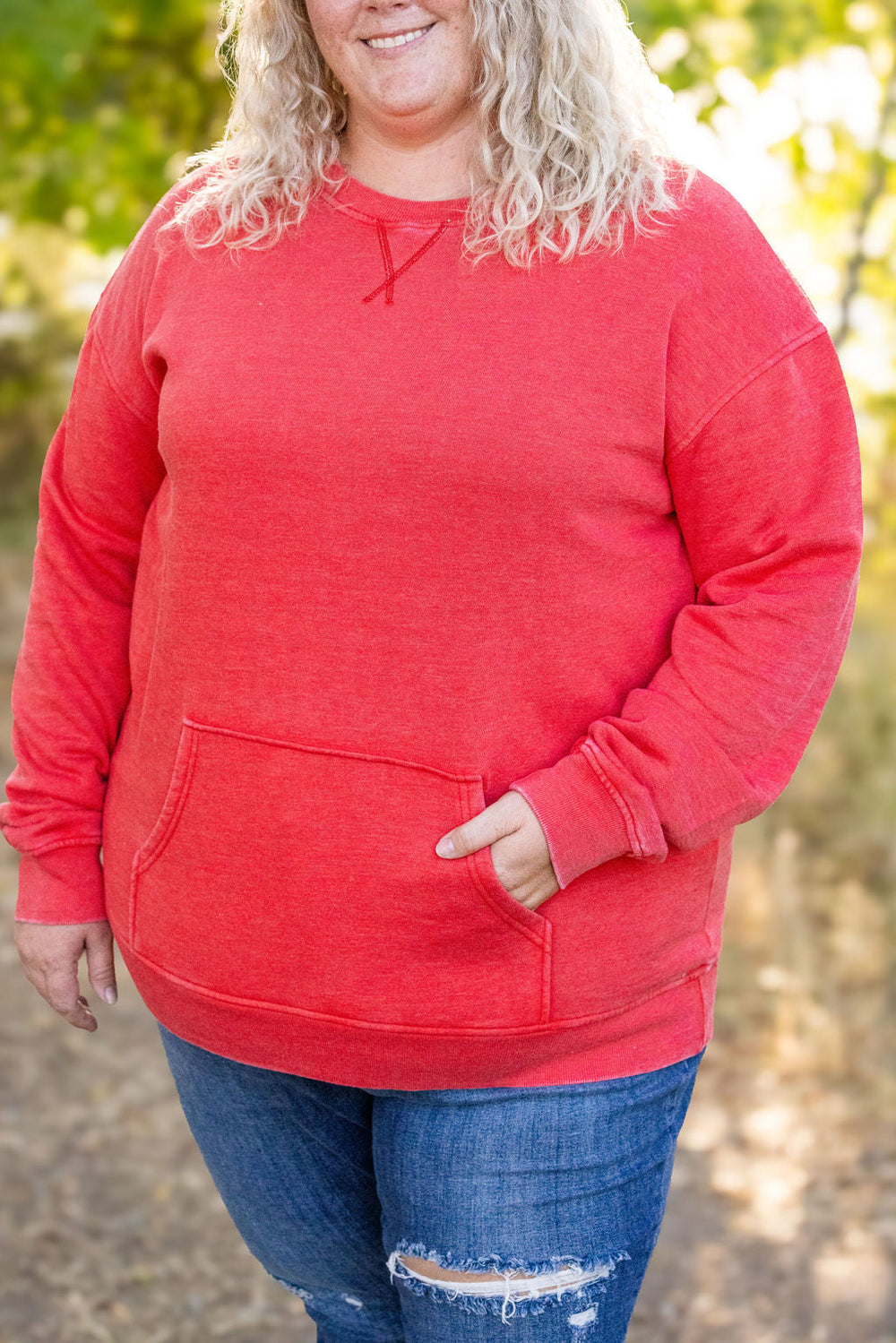 Vintage Wash Pocket Pullover - Red