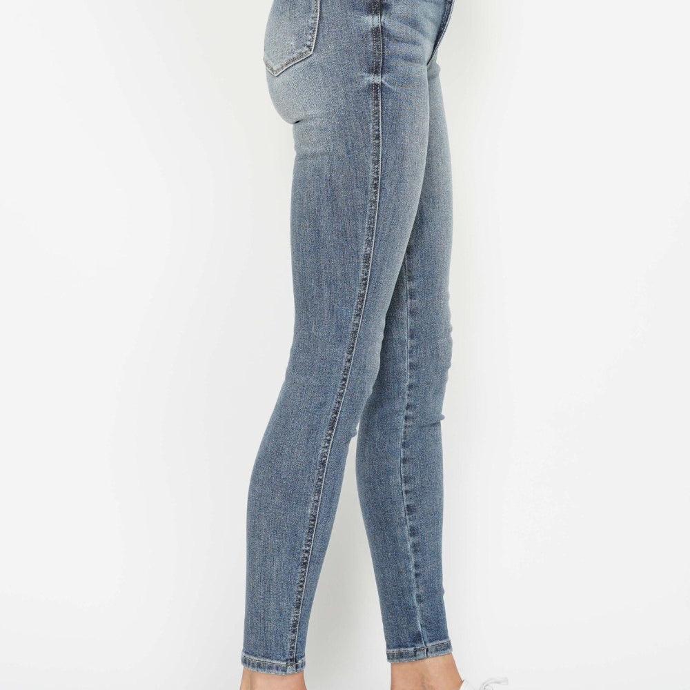 
                      
                        Judy Blue Full Size Tummy Control Contrast Wash Skinny Jeans
                      
                    