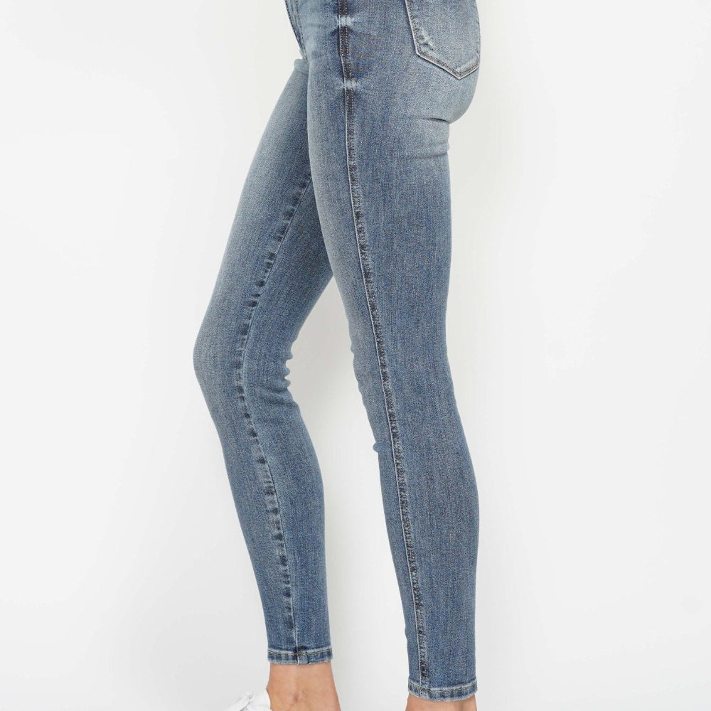 
                      
                        Judy Blue Full Size Tummy Control Contrast Wash Skinny Jeans
                      
                    