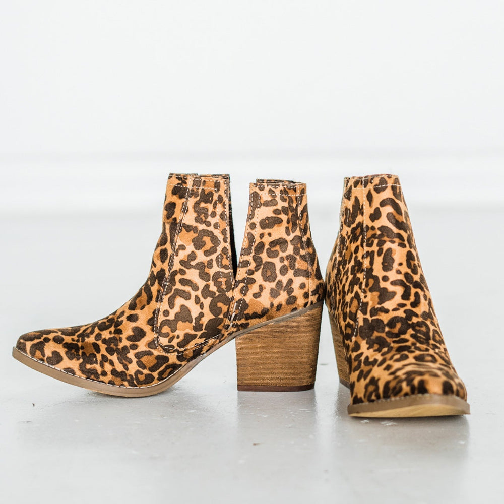 
                      
                        Tarim Bootie in Leopard
                      
                    