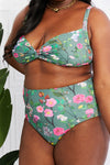 Marina West Swim Take A Dip Twist Bikini de tiro alto en color salvia